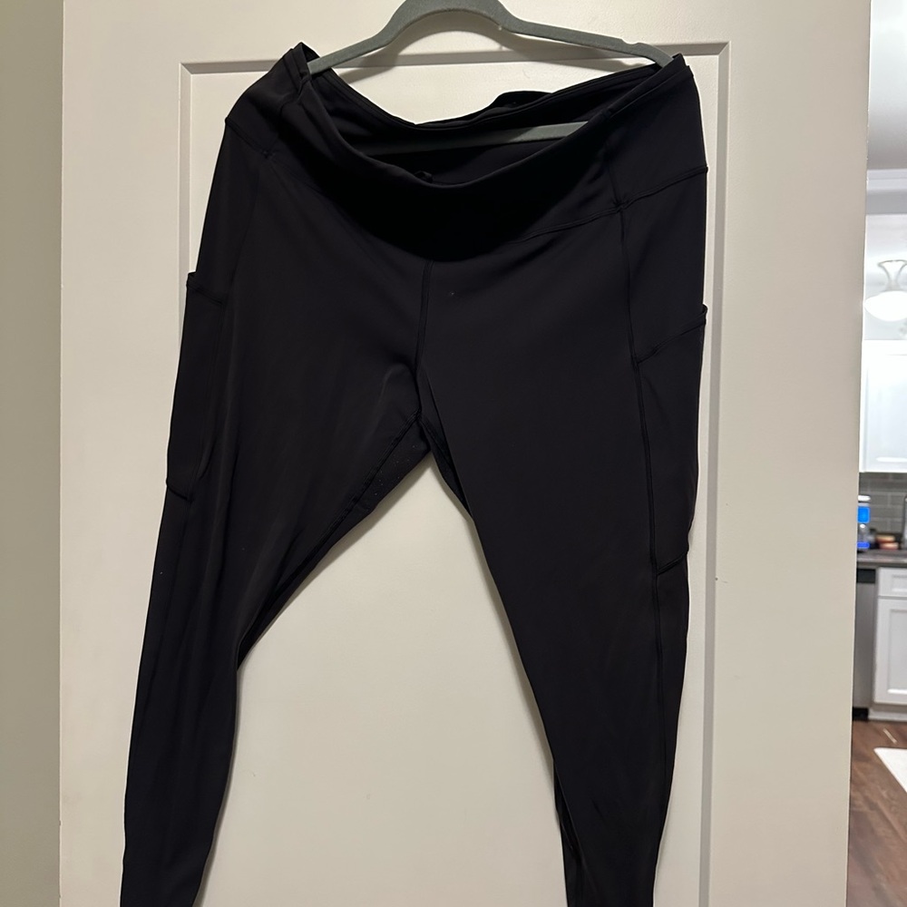 Lululemon fast and free